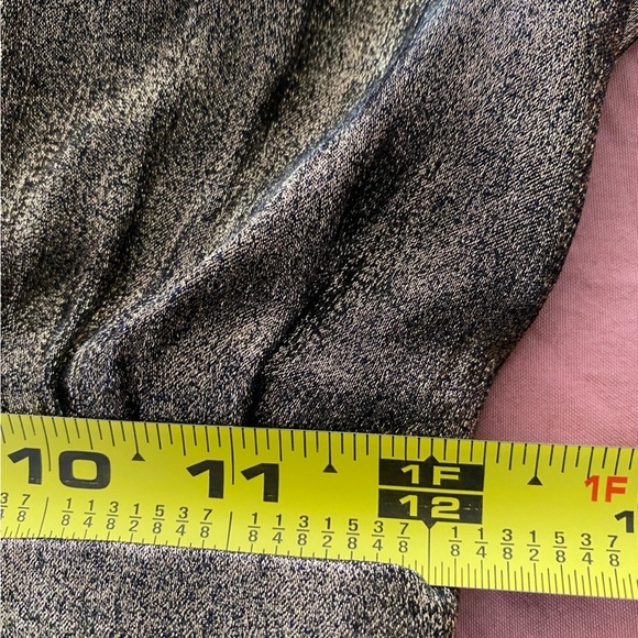 NWT Sam Edelman Edith Split Neck Gold Metallic Top Size XS Long Sleeve V-Neck - Picture 14 of 16